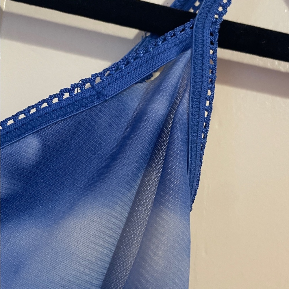 No Boundaries Blue Cloud Tie-Dye V-Neck Cami - Picture 6 of 7